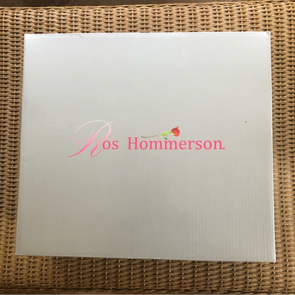 🖤 Suede Ankle Boot with Decorative Zipper Detail 🖤 - Picture 12 of 14